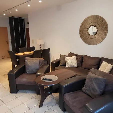 Frog - 2 Bedrooms And Living Lägenhet Świnoujście