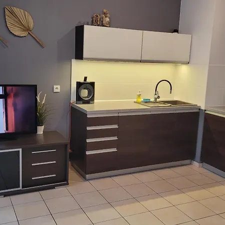 Frog - 2 Bedrooms And Living Swinemünde